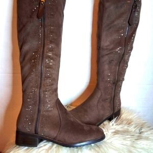 Azura Blackenbury Taupe Bling Knee High Boots  38 7.5-8. NWB